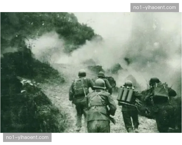 孟加拉国快速反击制造威胁,中国队中场拦截屏障存在漏洞 孟加拉国快速反击制造威胁,中国队中场拦截屏障存在漏洞